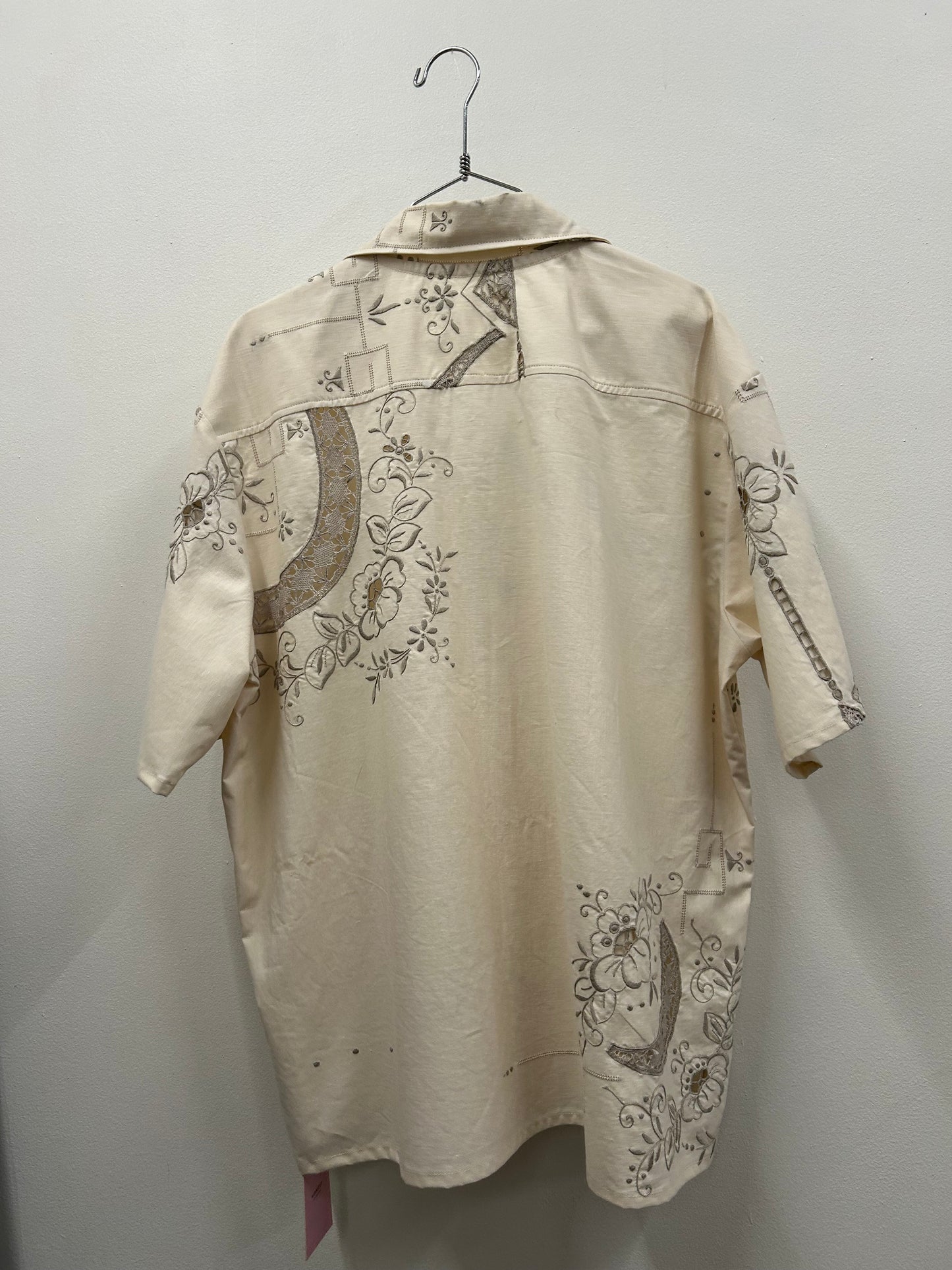 Fergie Shirt Cream